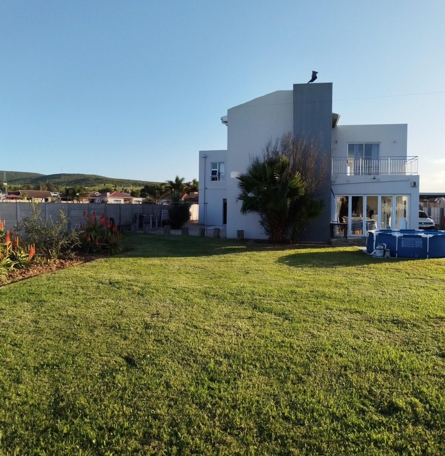 3 Bedroom Property for Sale in Windsor Park Eastern Cape